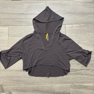 Lolë women's gray cropped hoodie